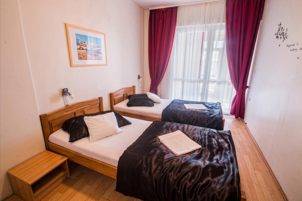 Aparthotel Castrum Novum Новиград Стая снимка