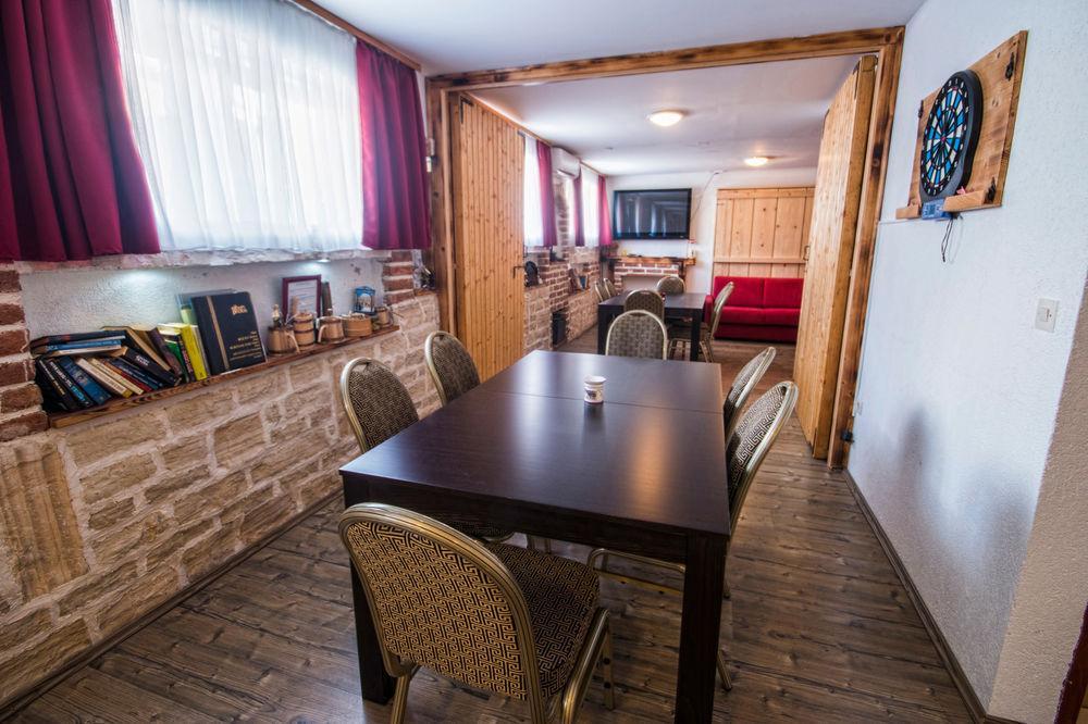 Aparthotel Castrum Novum Новиград Екстериор снимка