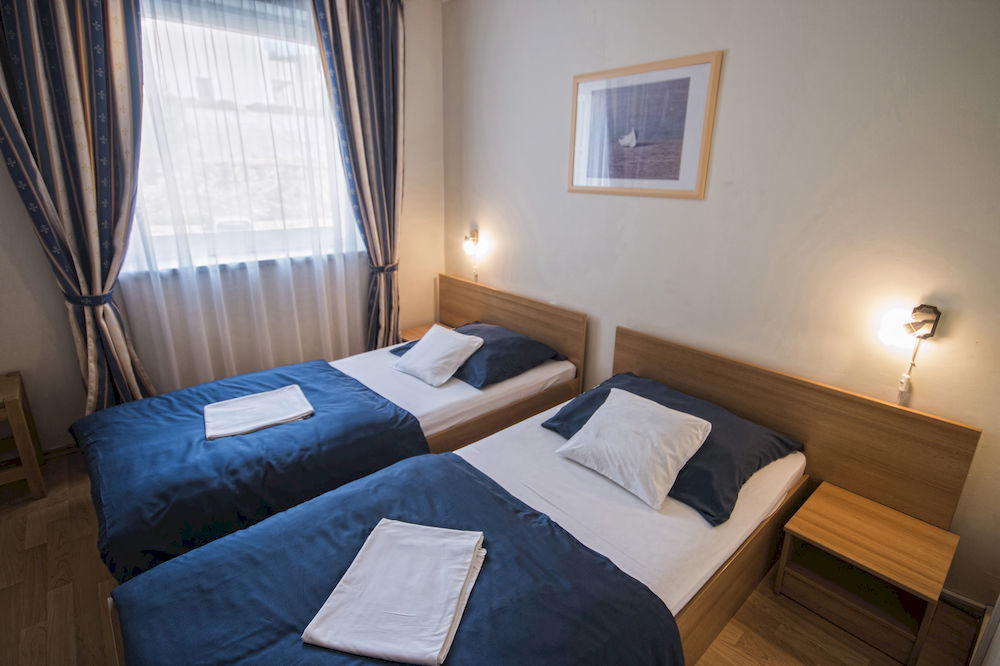Aparthotel Castrum Novum Новиград Екстериор снимка